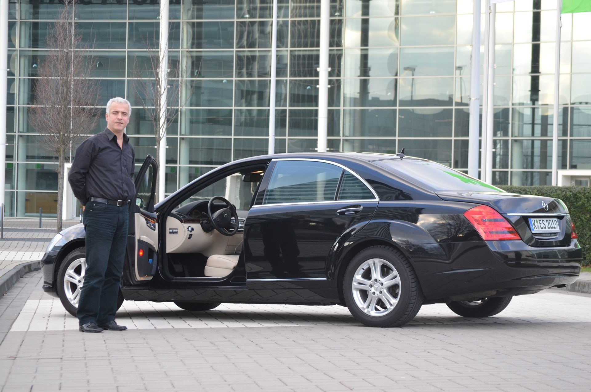 Luxelimo Formula 1 chauffeur service — London race weekend and airport transfers