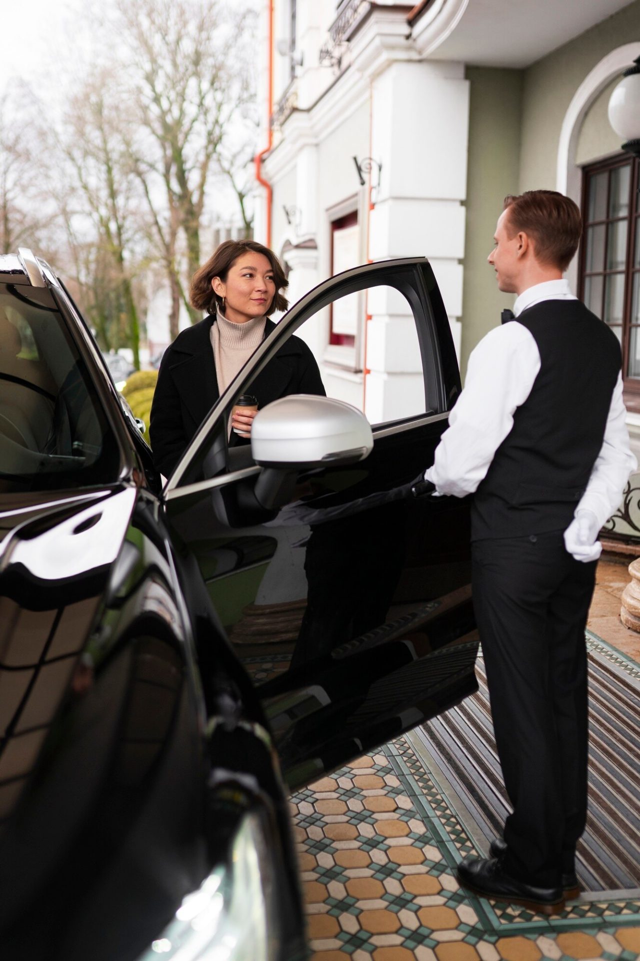 Belgravia chauffeur service London — Luxelimo chauffeur-driven luxury car in Belgravia SW1