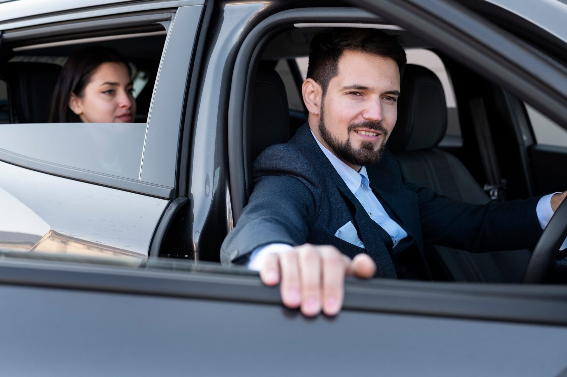 Luxelimo sustainable chauffeur service London — low and zero-emission executive travel