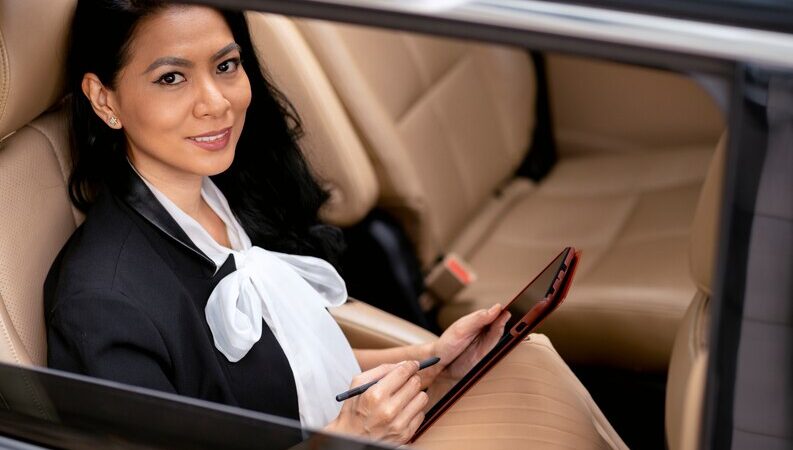 Merecdes V Class chauffeur service