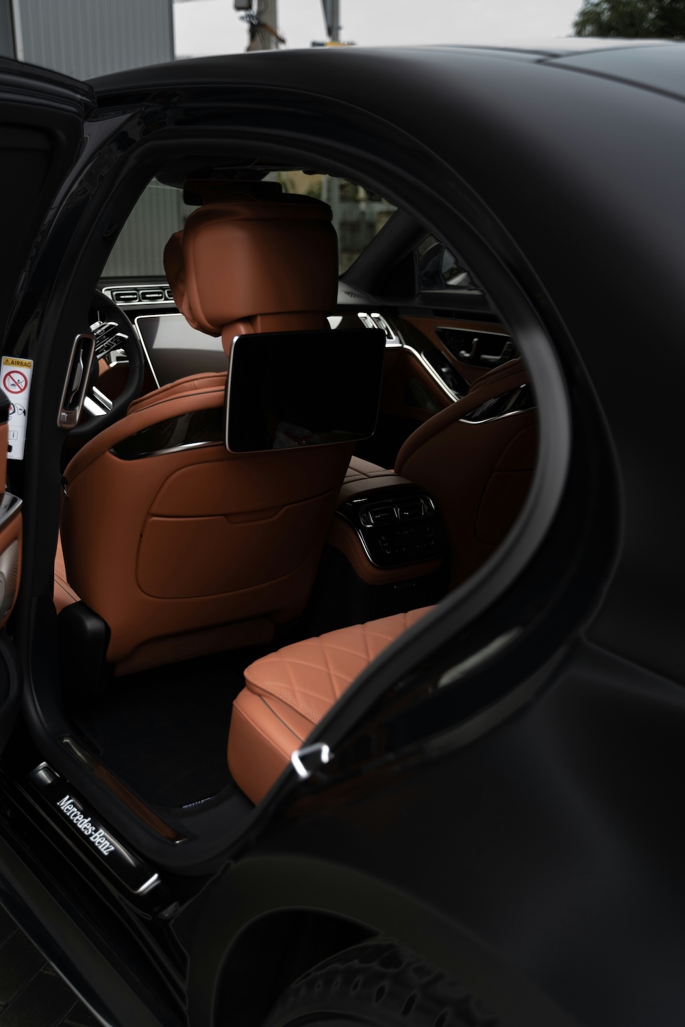 Richmond chauffeur car mercedes s class